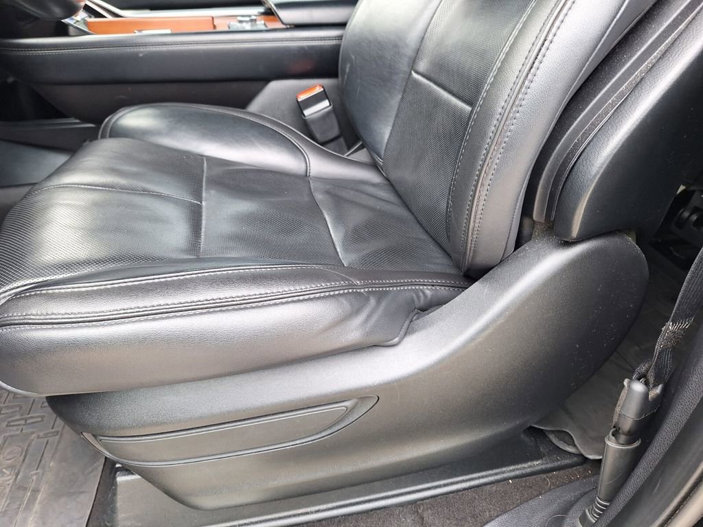 Used 2018 Lincoln Navigator L Reserve w/ Technology Package image 10