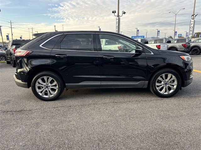 Used 2020 Ford Edge Titanium w/ Equipment Group 301A image 4