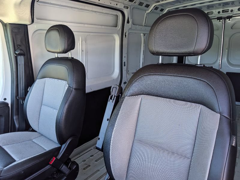 Used 2026 RAM ProMaster 2500 w/ Convenience Group FWD image 19