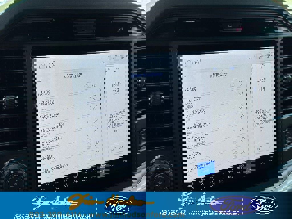 New 2025 Ford F150 Lariat w/ Equipment Group 501A Mid image 21