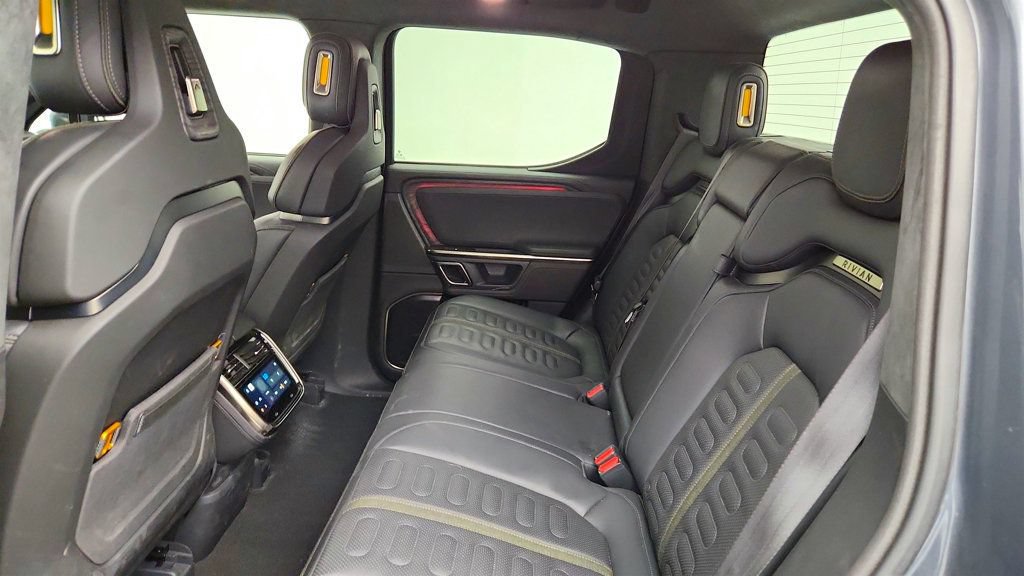 Used 2022 Rivian R1T Adventure AWD/4WD image 21