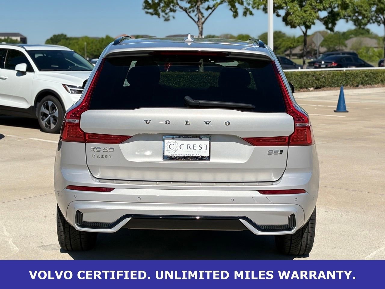 Certified 2024 Volvo XC60 B5 Plus w/ Protection Package Premier AWD/4WD image 7