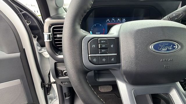 New 2026 Ford F250 Lariat image 30