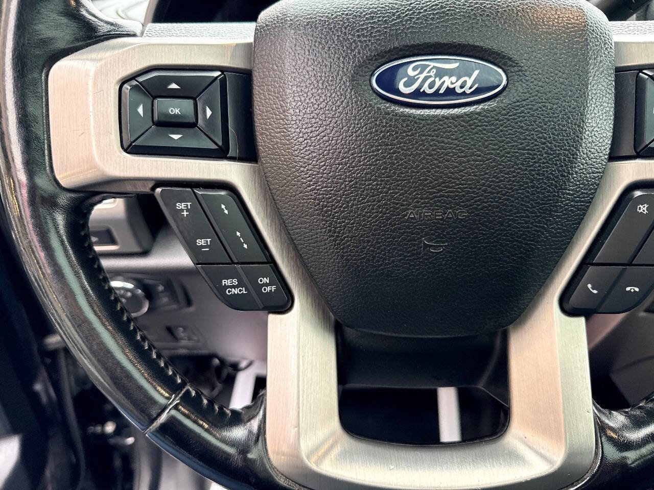 Used 2017 Ford F350 Platinum w/ Platinum Ultimate Package image 32