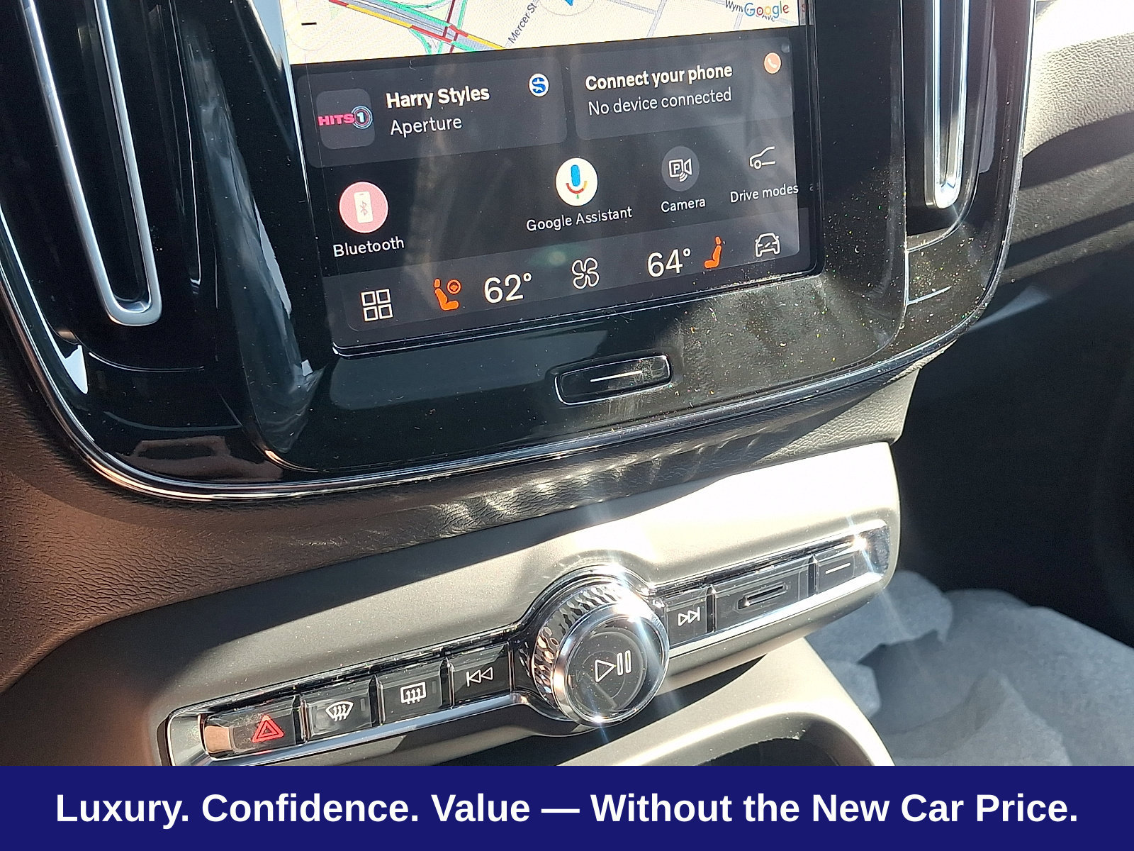 New 2026 Volvo XC40 B5 Ultra w/ Protection Package Premier AWD/4WD image 13