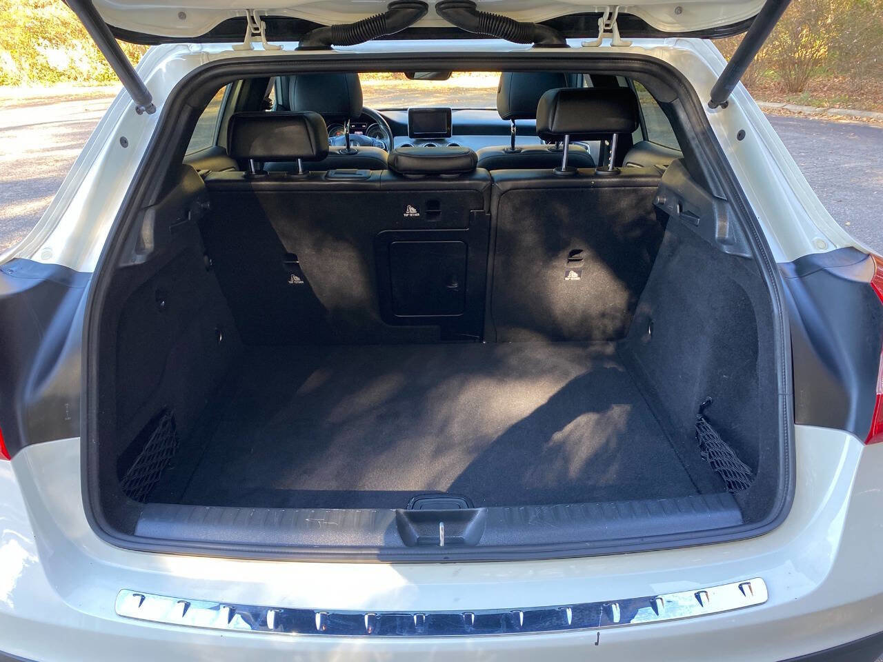 Used 2017 Mercedes-Benz GLA 250 4MATIC image 52