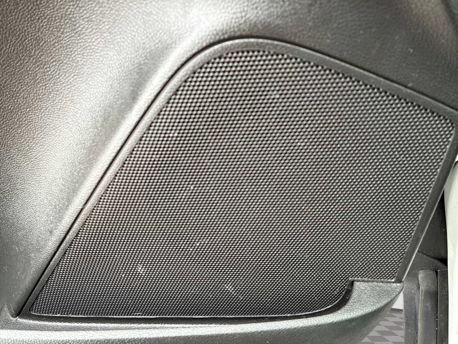 Certified 2020 Chevrolet Trax LS w/ Tint and Cruise Package image 23