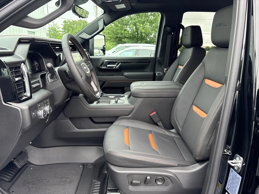 New 2026 GMC Sierra 2500 AT4 w/ AT4 Premium Plus Package AWD/4WD image 13