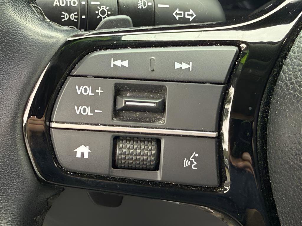 Certified 2023 Honda Pilot Touring image 15