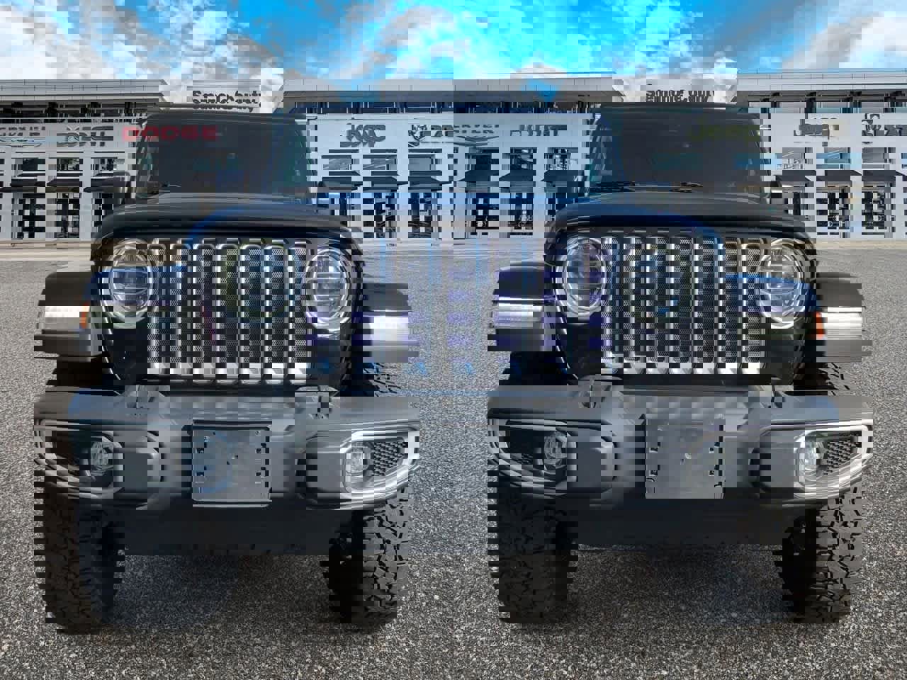 Used 2021 Jeep Wrangler Unlimited Sahara image 3