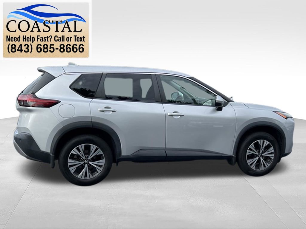 Used 2022 Nissan Rogue SV FWD image 6