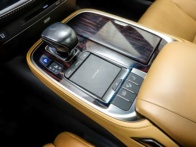 Used 2022 Lexus LS 500 AWD w/ Interior Upgrade Package image 21