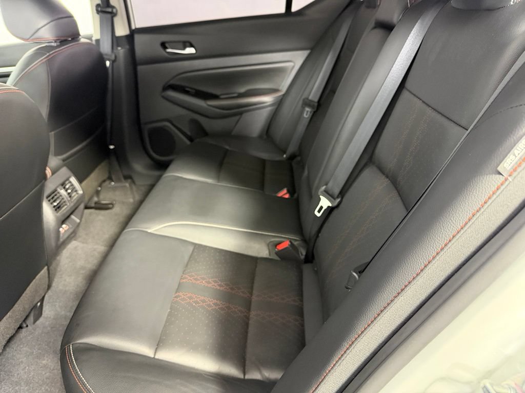 Used 2023 Nissan Altima 2.0 SR FWD image 28