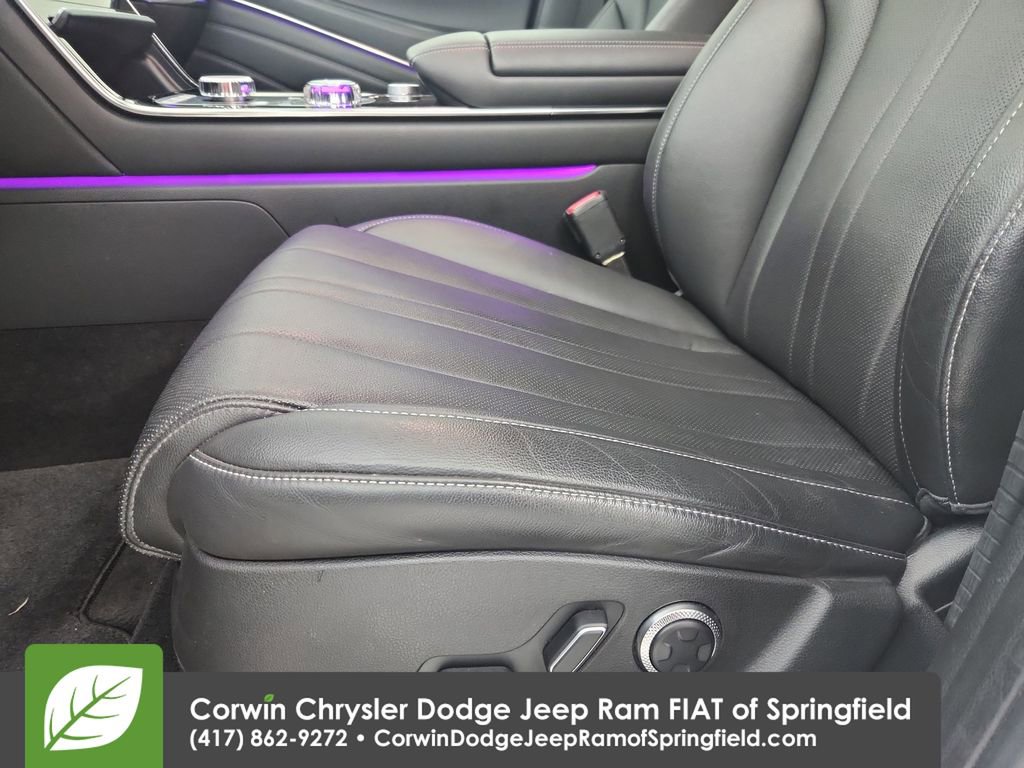 Used 2025 Genesis GV80 2.5T Standard image 20