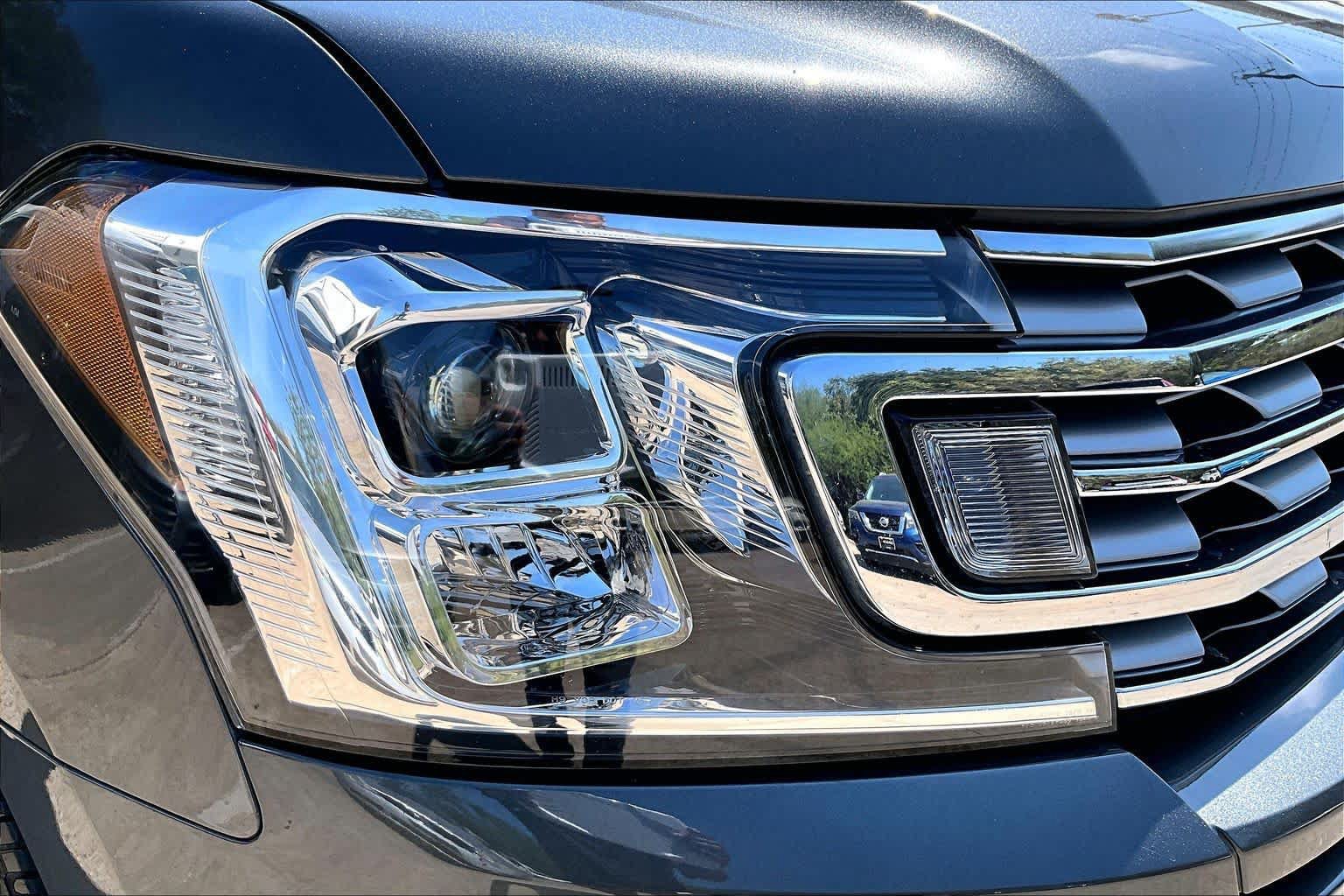 Used 2019 Ford Expedition Limited w/ Equipment Group 301A RWD image 27