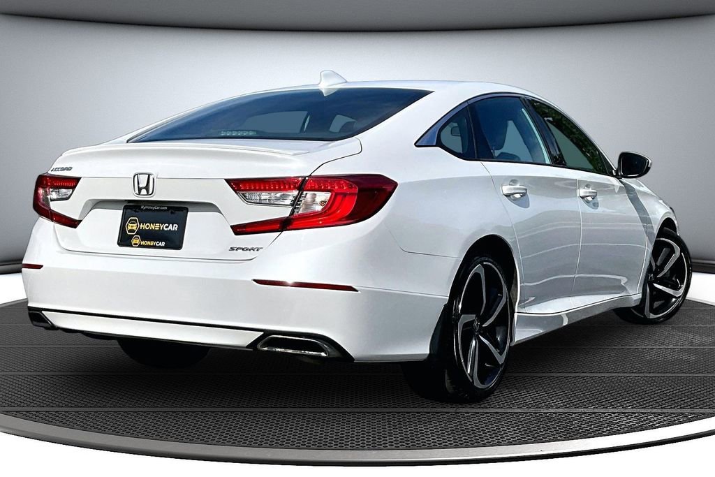 Used 2018 Honda Accord Sport image 6