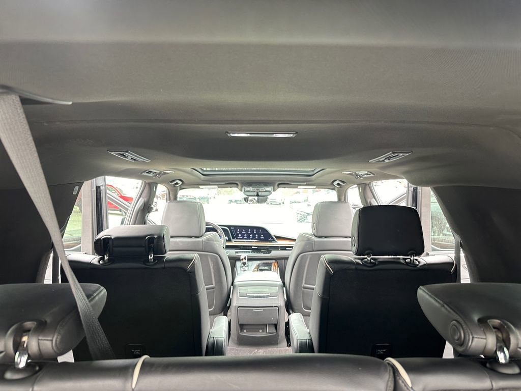 Used 2023 Cadillac Escalade ESV Premium Luxury image 27