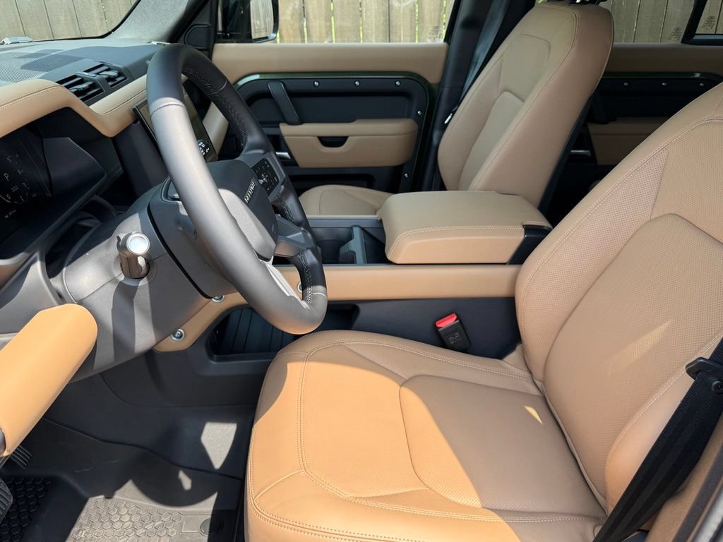 New 2026 Land Rover Defender 110 X-Dynamic SE AWD/4WD image 10