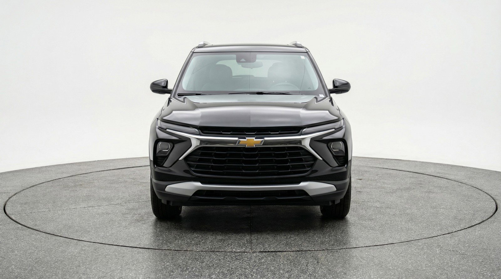 Used 2025 Chevrolet TrailBlazer LT image 2