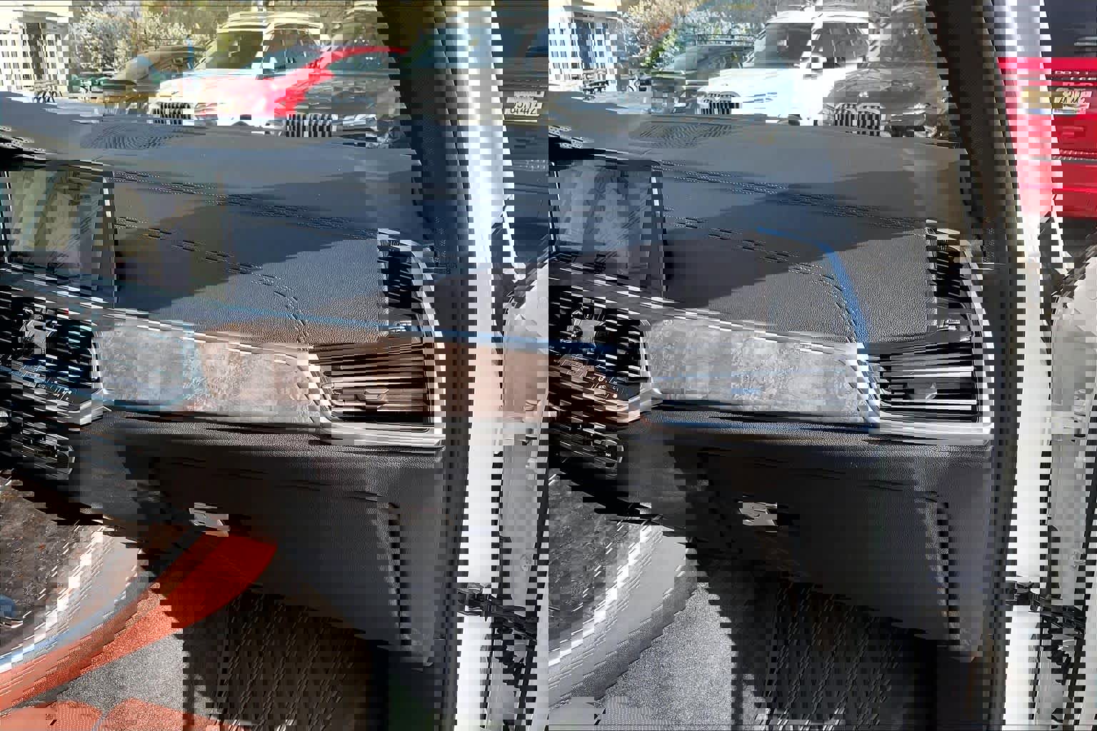 Used 2019 BMW X5 xDrive40i w/ Luxury Seating Package image 18