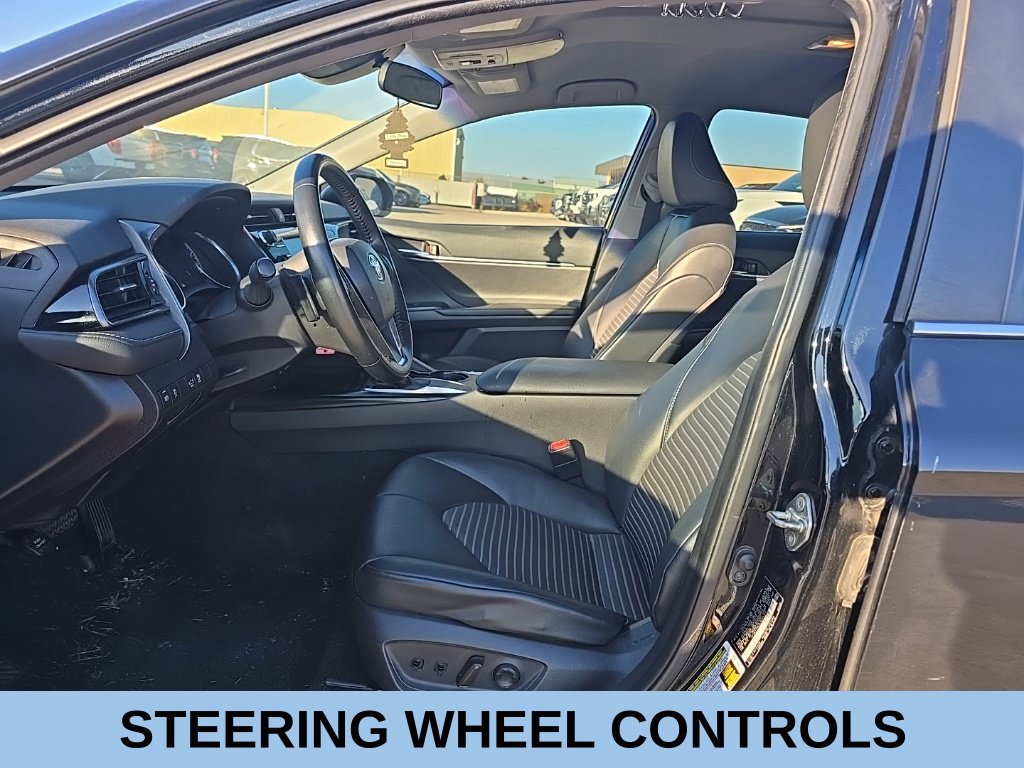 Used 2020 Toyota Camry SE FWD image 9