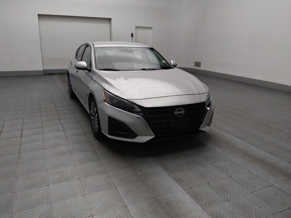 Used 2023 Nissan Altima 2.5 SV image 13