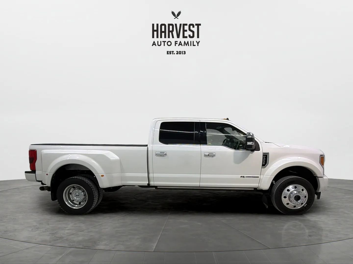 Used 2019 Ford F450 Platinum w/ Platinum Ultimate Package AWD/4WD image 8