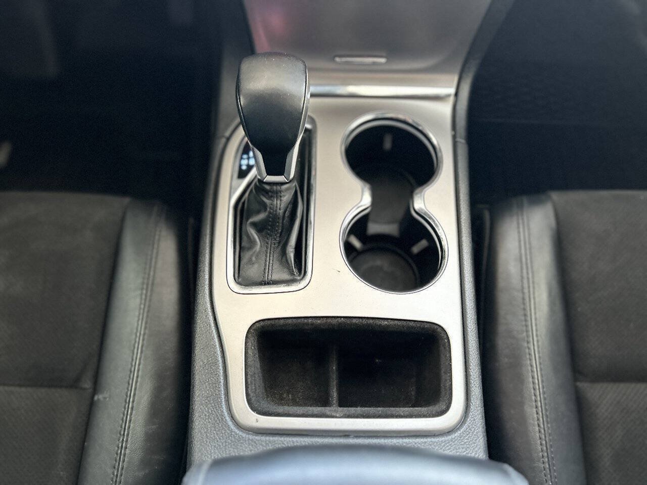 Used 2019 Jeep Grand Cherokee Altitude AWD/4WD image 62