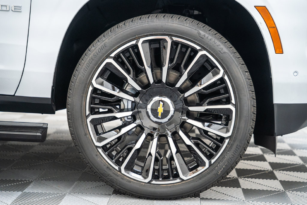 New 2026 Chevrolet Tahoe High Country AWD/4WD image 21