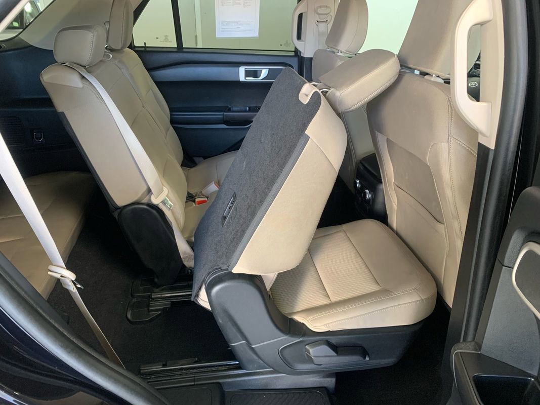 Used 2023 Ford Explorer 4WD image 28
