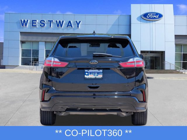 Used 2022 Ford Edge SE w/ Black Appearance Package AWD/4WD image 4