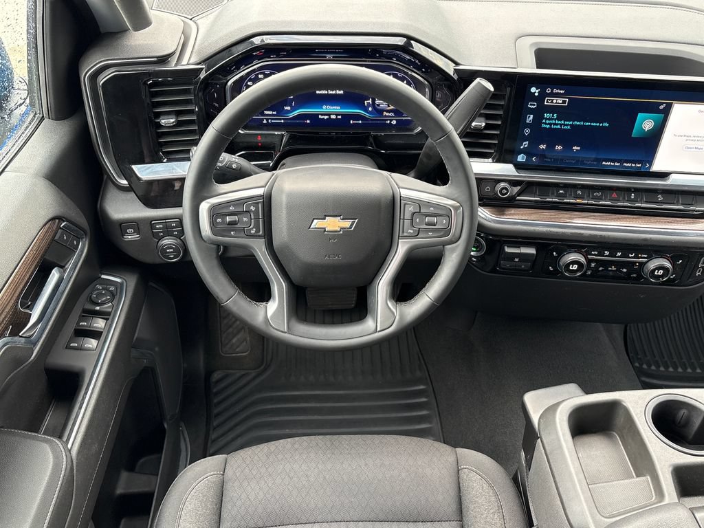 Used 2023 Chevrolet Silverado 1500 LT w/ Z71 Off-Road Package AWD/4WD image 17