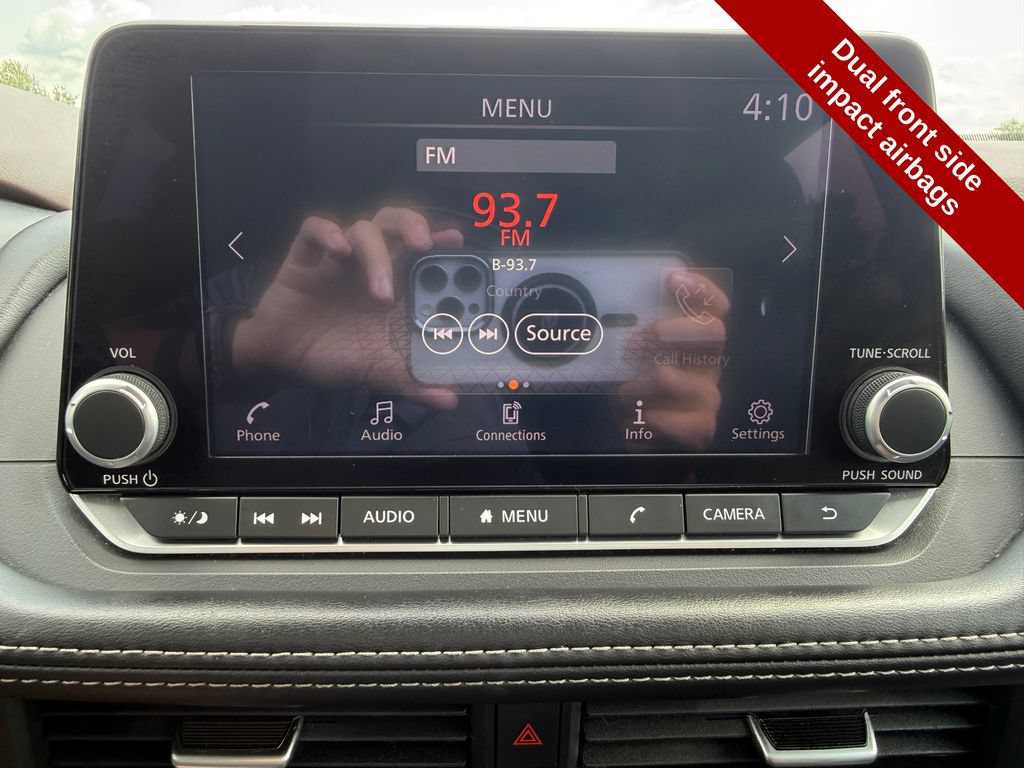 Used 2023 Nissan Rogue S AWD/4WD image 24