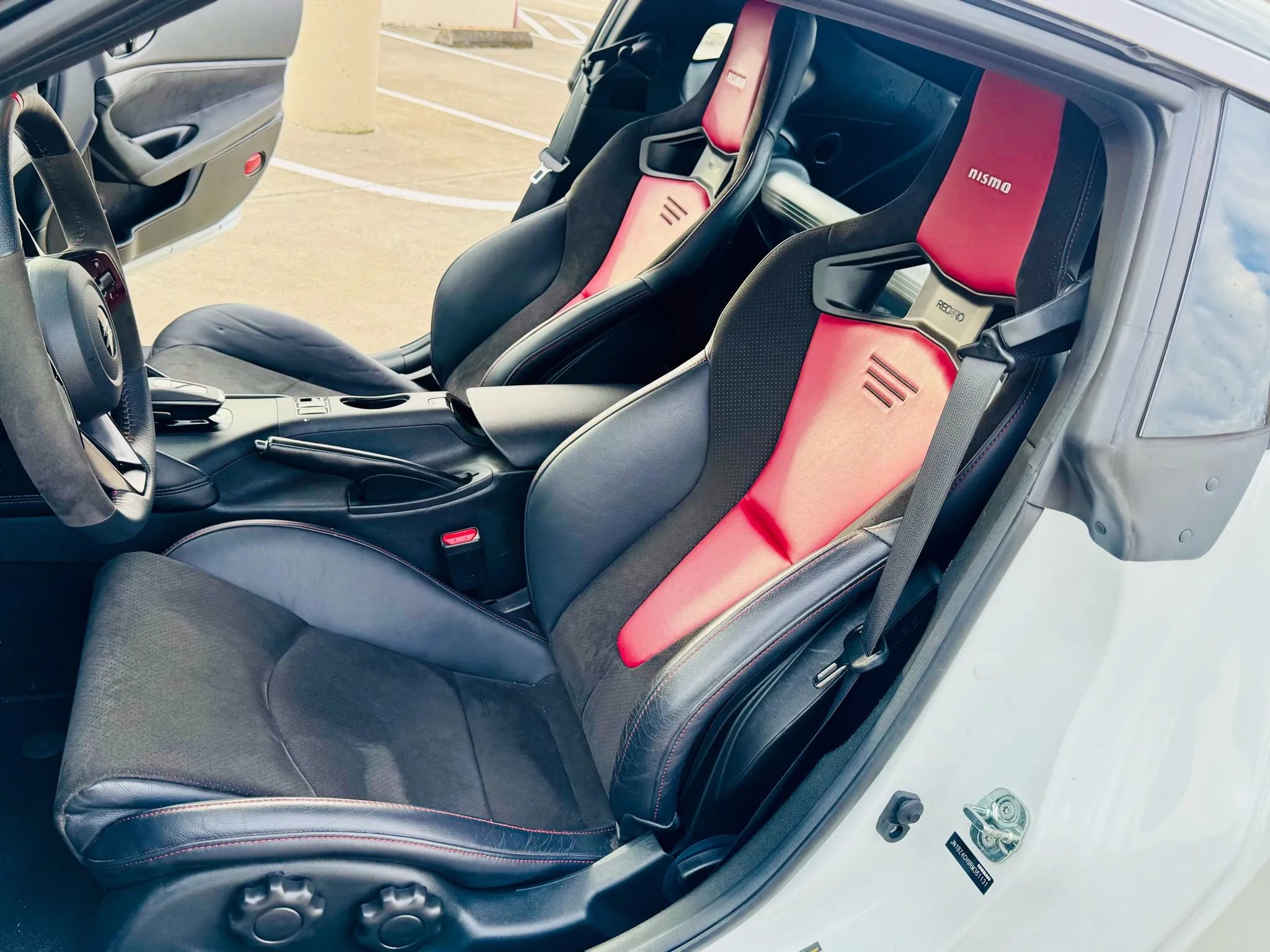 Used 2024 Nissan Z NISMO w/ Floor Mat Package image 38