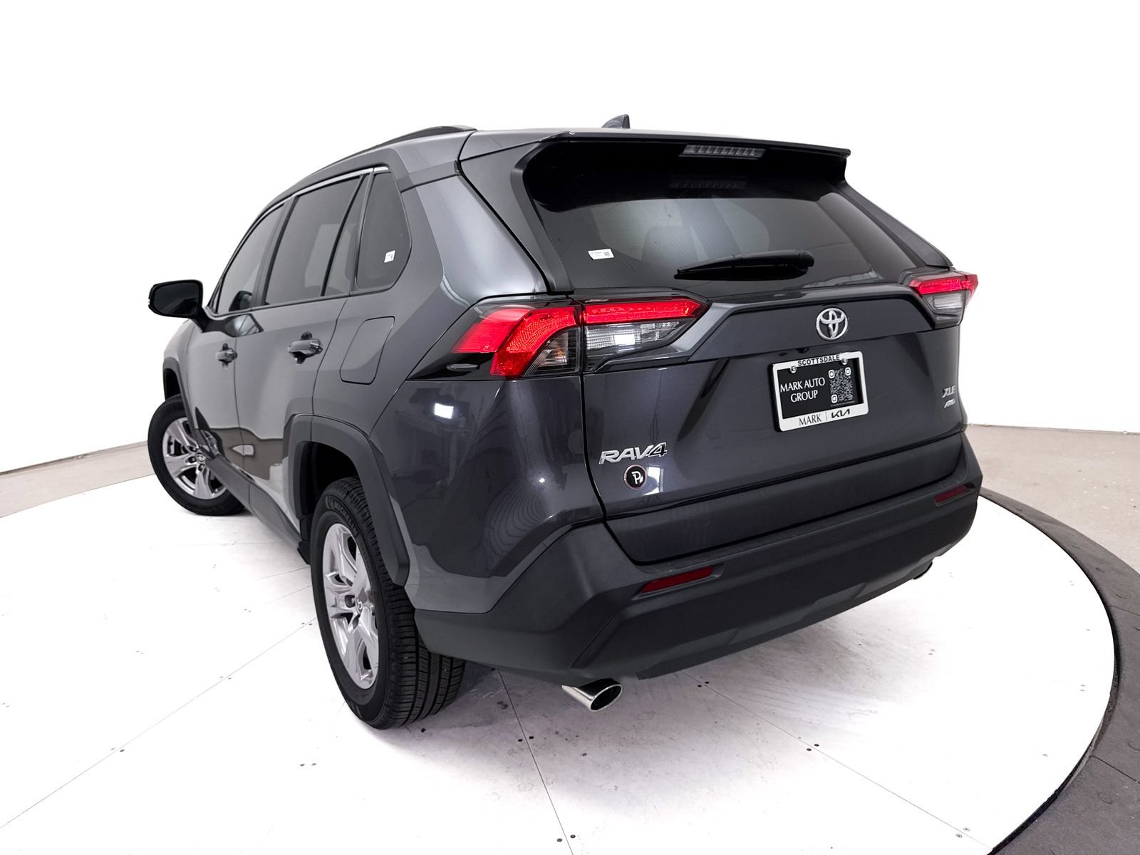Used 2024 Toyota RAV4 XLE w/ Weather Package AWD/4WD image 6