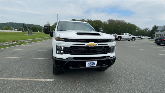 New 2025 Chevrolet Silverado 2500 Custom w/ Custom Value Package image 3