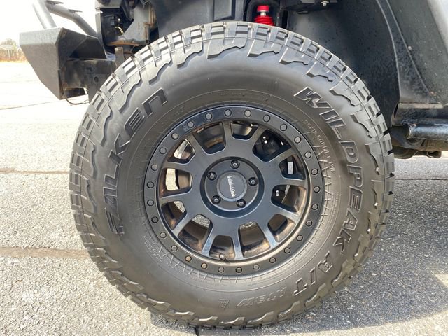 Used 2018 Jeep Wrangler Unlimited Sahara AWD/4WD image 20