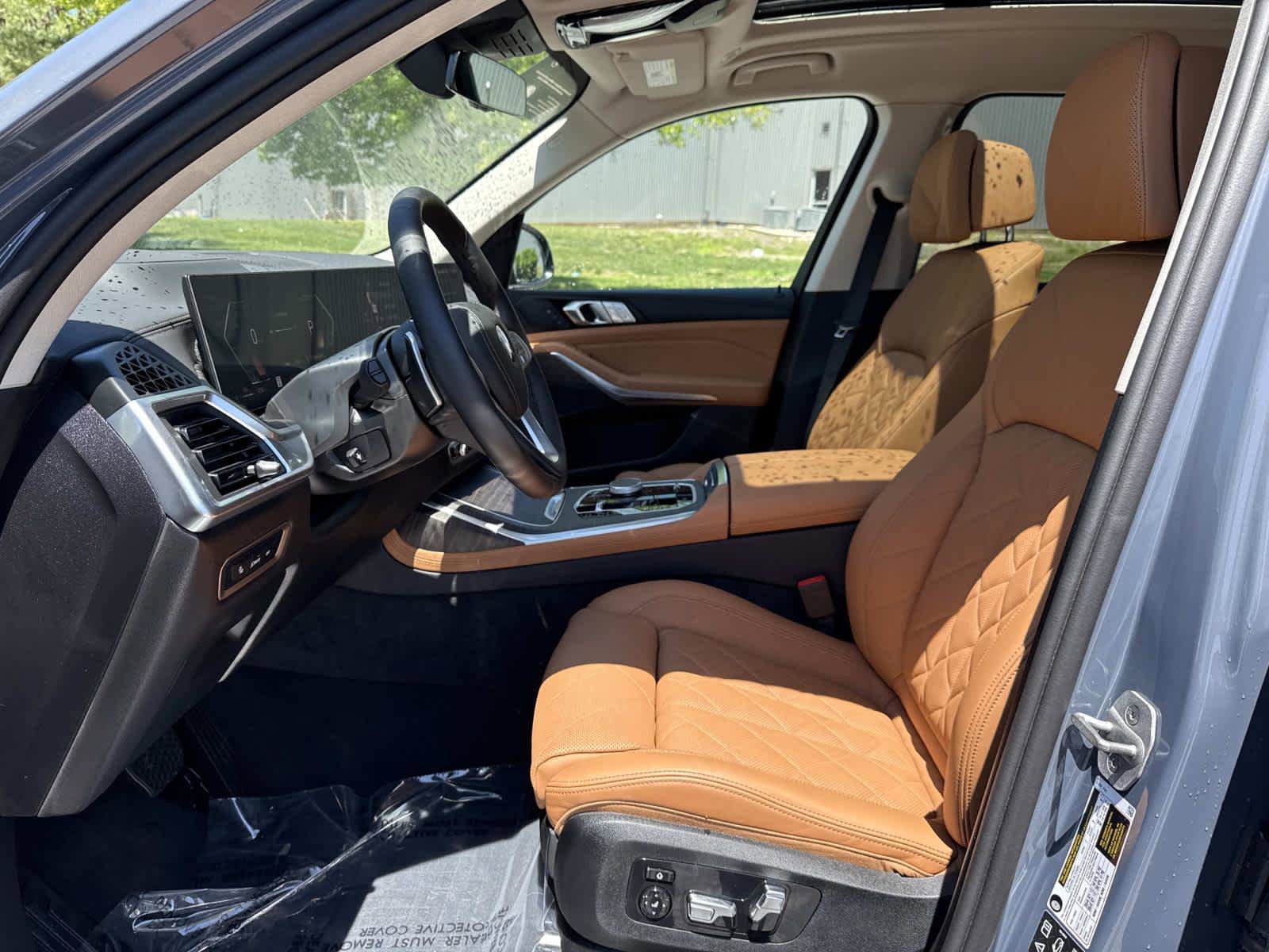 Certified 2026 BMW X7 xDrive40i AWD/4WD image 14