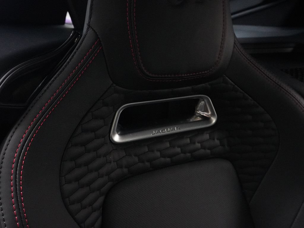 Used 2023 Jaguar F-TYPE R AWD/4WD image 31