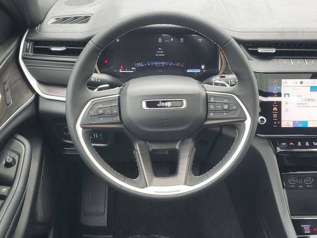New 2026 Jeep Grand Cherokee L Limited w/ Limited Altitude Package AWD/4WD image 14