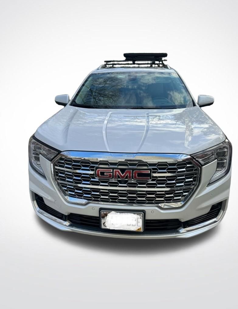 Certified 2023 GMC Terrain Denali w/ Denali Premium Package AWD/4WD image 3