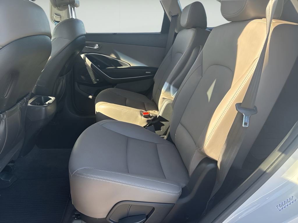 Used 2019 Hyundai Santa Fe XL FWD image 13