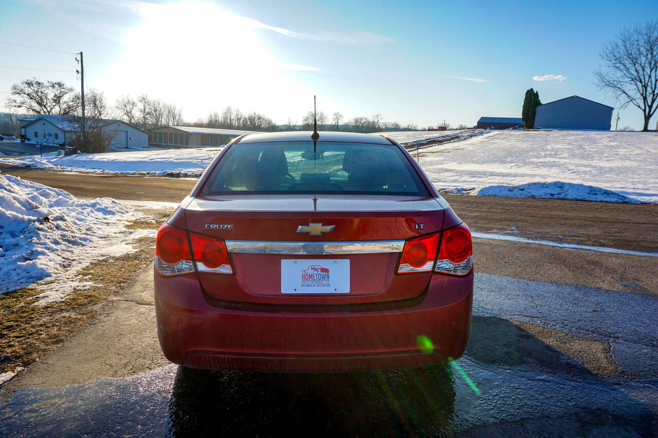Used 2011 Chevrolet Cruze LT image 4