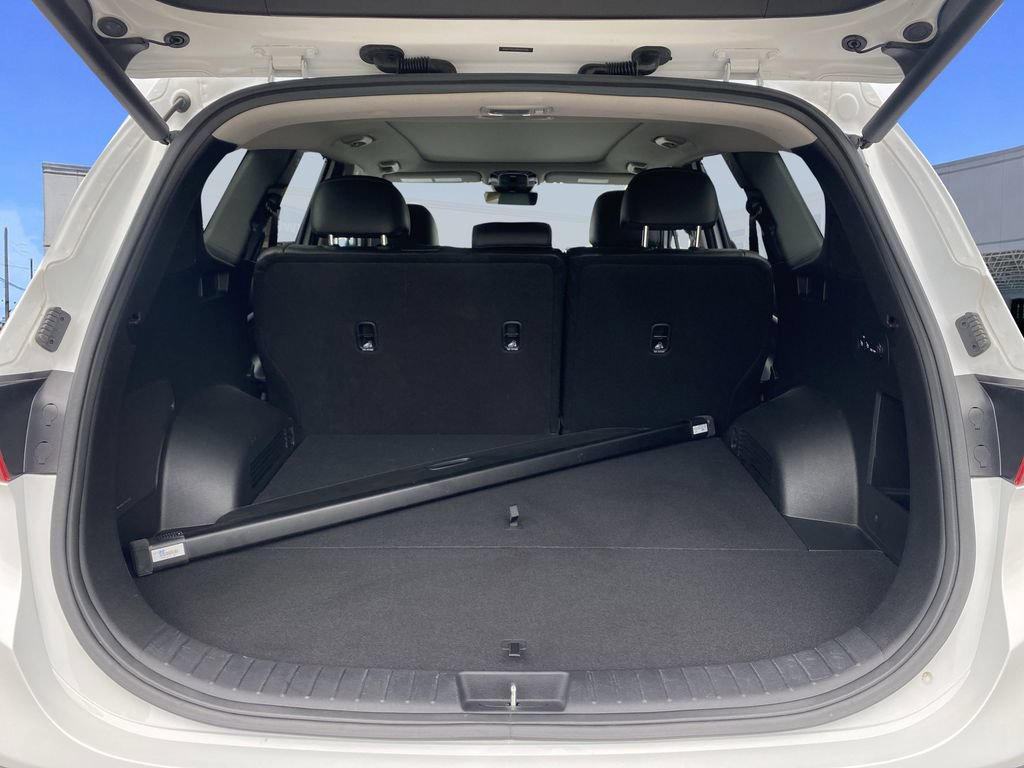Certified 2023 Hyundai Santa Fe SEL w/ Premium Package FWD image 20