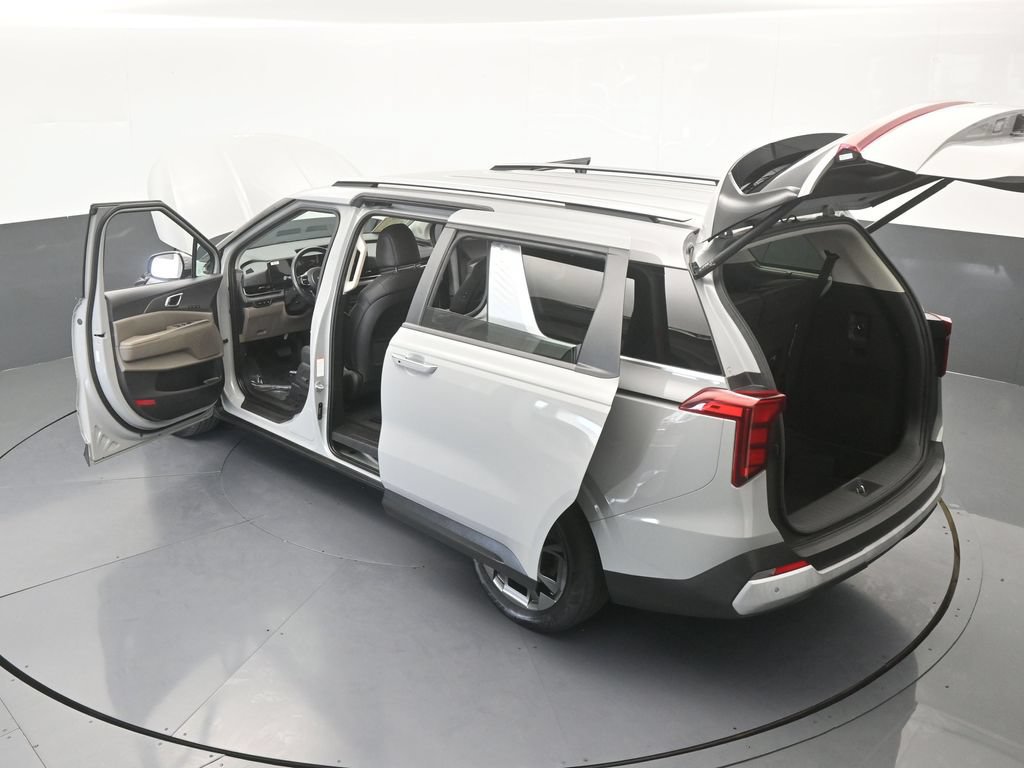 Used 2025 Kia Carnival EX FWD image 71