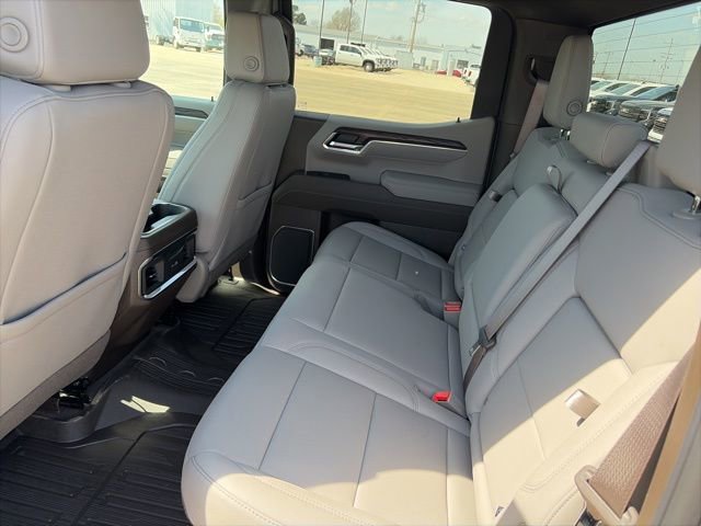 New 2026 GMC Sierra 1500 SLT image 11
