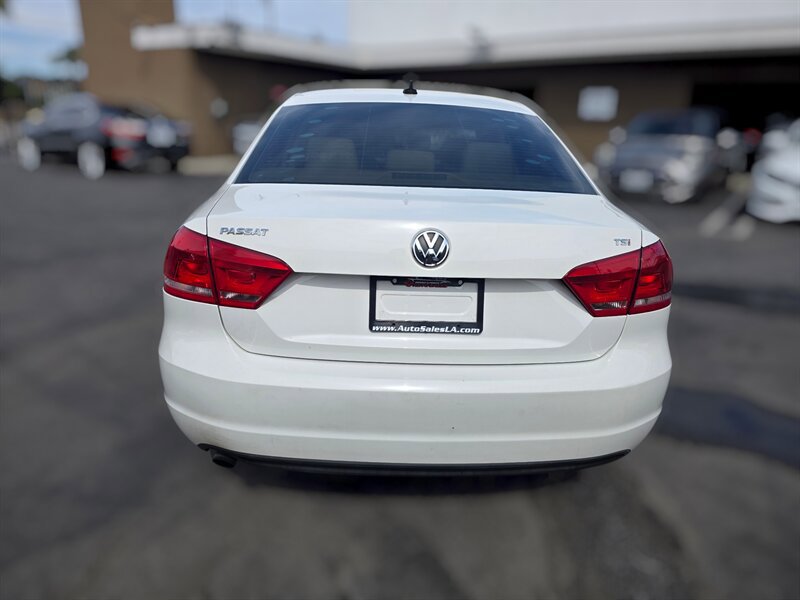 Used 2015 Volkswagen Passat 1.8T Limited Edition FWD image 12