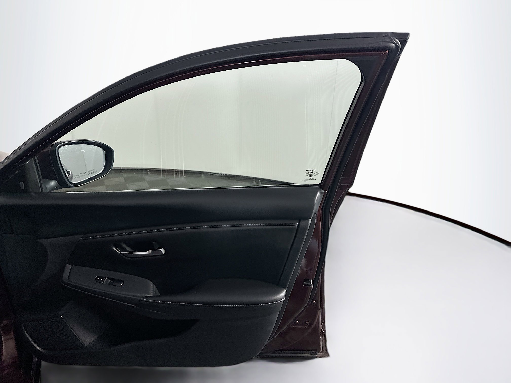 Used 2025 Nissan Sentra SV image 30