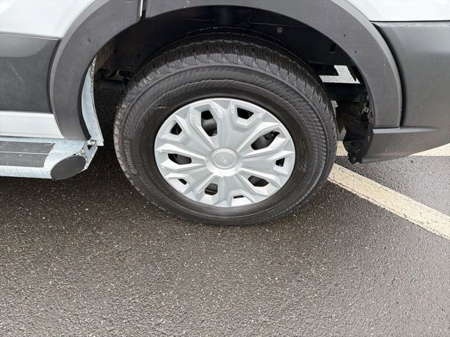 Used 2024 Ford Transit 250 Low Roof w/ Exterior Upgrade Package image 20