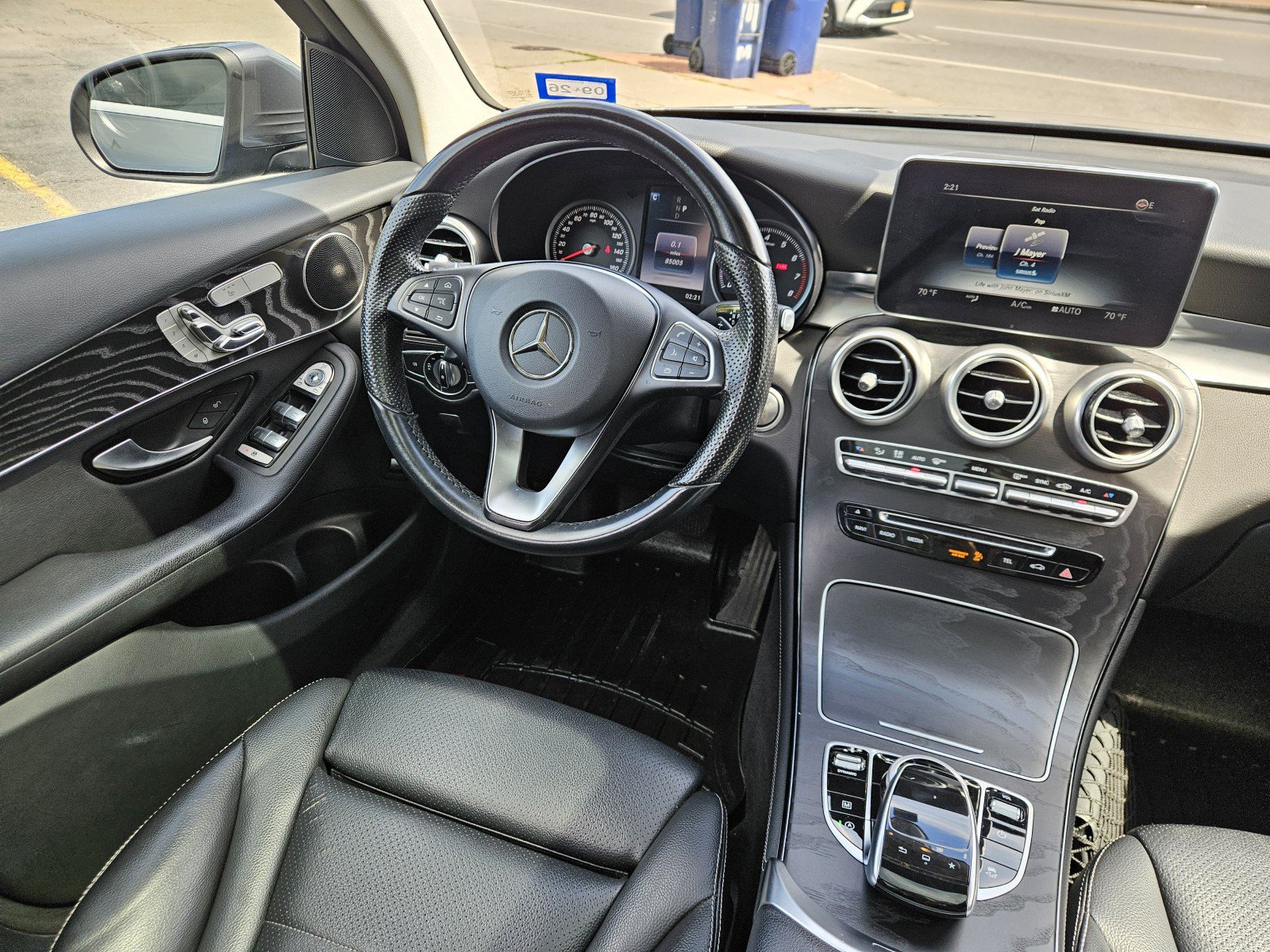 Used 2016 Mercedes-Benz GLC 300 4MATIC image 4